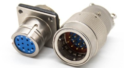 10 Pin Connector Y27G: Reliable Bayonet Coupling for Secure Connections