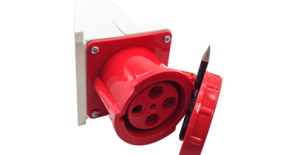 Powering Heavy-Duty Operations: The Ultimate 125A 4P Industrial Socket Solution