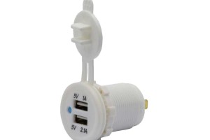 Automotive Connector: The 12V-24V RV Marine Dual USB Charger
