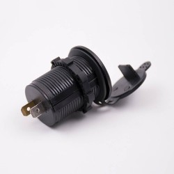 Single USB Car Charger With Dust Cover Voltage Digital Display 5V 2.1A Socket