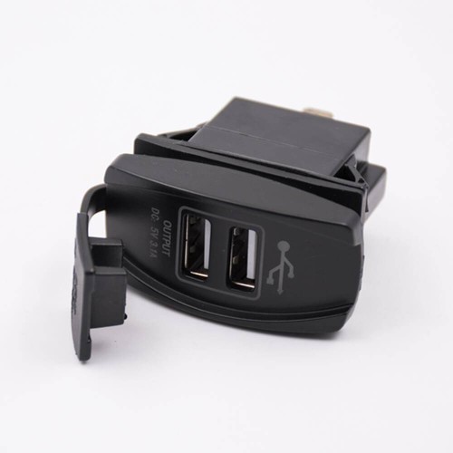 USB Car Charger Multi Port Socket Dual Port 5V 3.1A With Dust Cover USB Car Charger Multi Port Socket Dual Port 5V 3.1A With Dust Cover