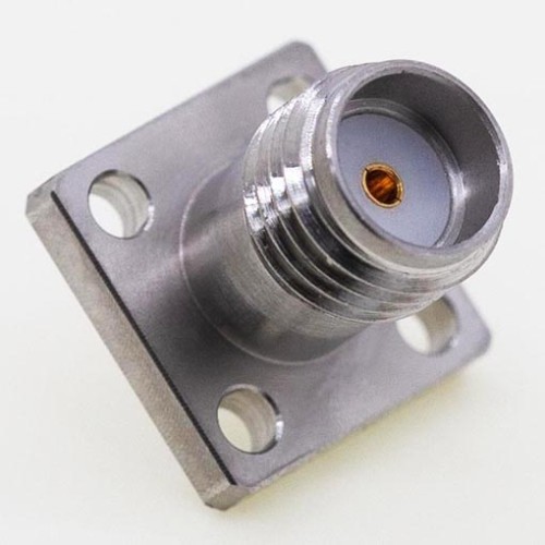 SMA Female Connector, 9.5mm / .374″ Square Flange 1.27mm / .050″ Pin SMA Female Connector, 9.5mm / .374″ Square Flange 1.27mm / .050″ Pin