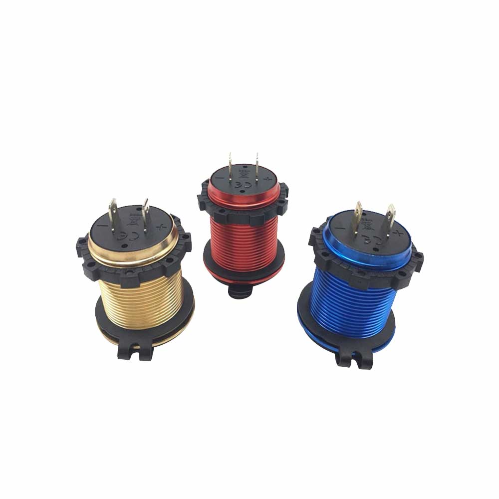 Car Charger with PD QC3.0 Modified Car Charger, Equipped with Voltage Display and Switch Charger